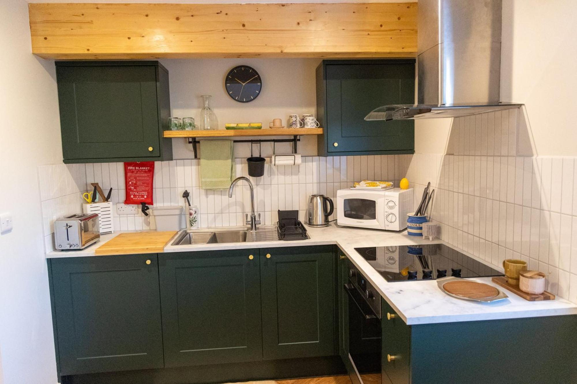 Amarelo Apartment, Central Charlbury, 1 Super King Bed 외부 사진