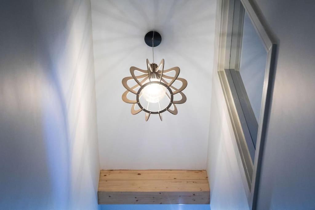 Amarelo Apartment, Central Charlbury, 1 Super King Bed 외부 사진